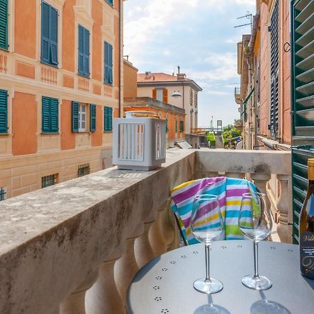 Leone I And Leone II Apartments Леванто Экстерьер фото