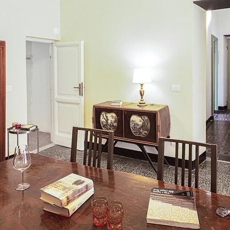 Leone I And Leone II Apartments Леванто Экстерьер фото